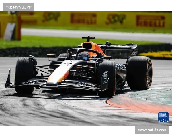 德曼镜头下维斯塔潘蒙扎夺冠瞬间冠军姿态尽显自信风采